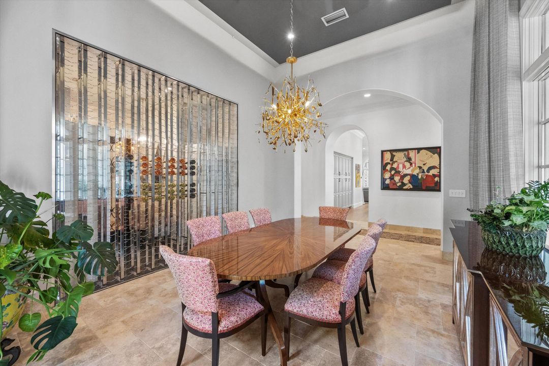 На продажу: $7,200,000 (4 спален, 6 ванн, 5908 Квадратных фут)