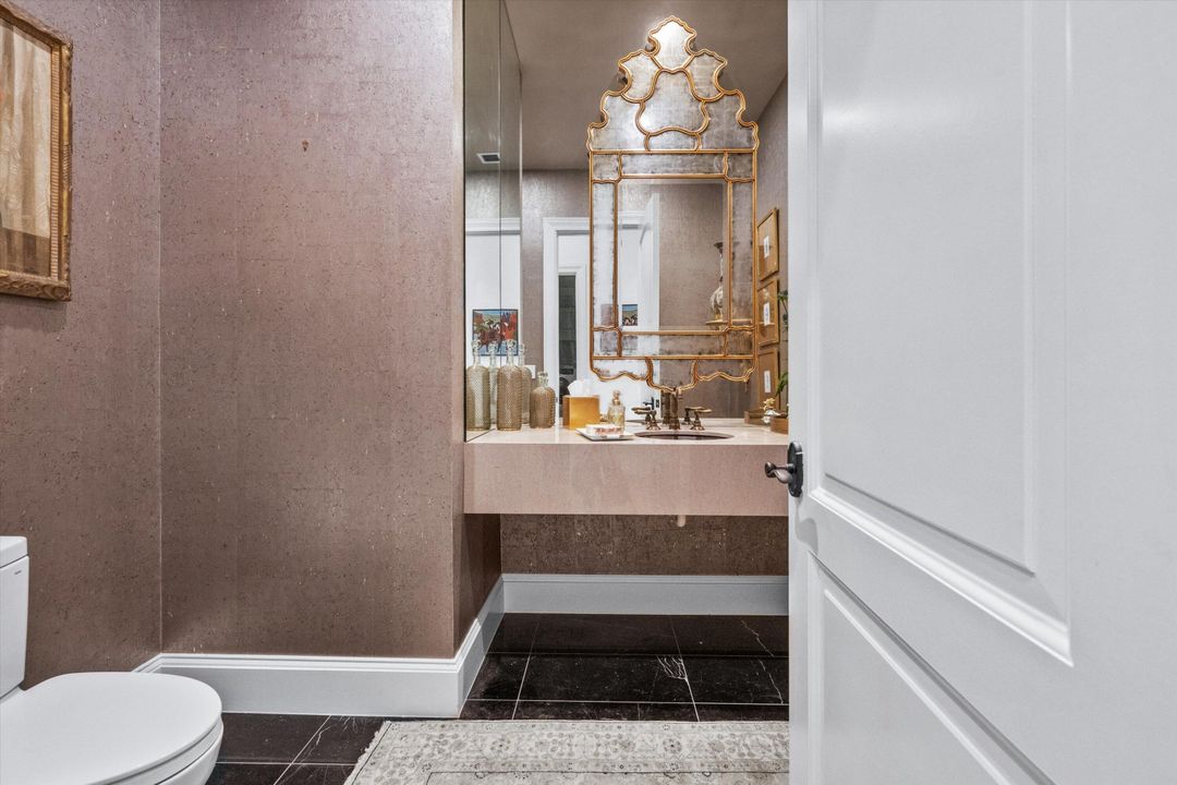 На продажу: $7,200,000 (4 спален, 6 ванн, 5908 Квадратных фут)