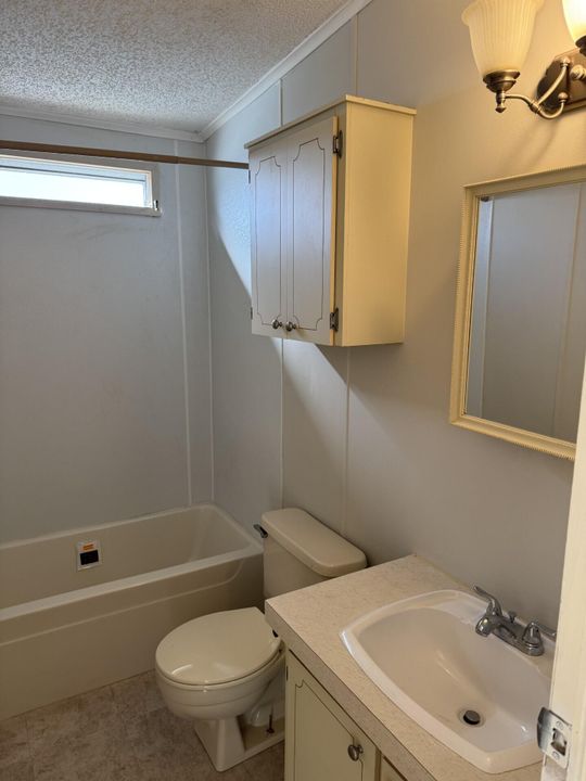 For Sale: $42,000 (2 beds, 2 baths, 864 Square Feet)