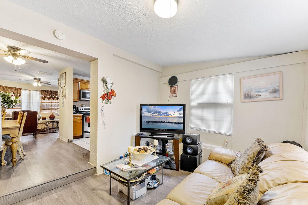 For Sale: $395,000 (4 beds, 2 baths, 1510 Square Feet)