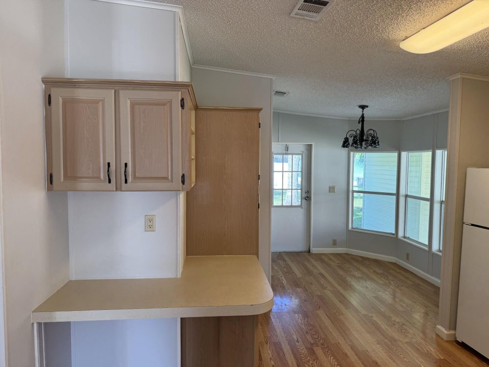 For Sale: $42,000 (2 beds, 2 baths, 864 Square Feet)