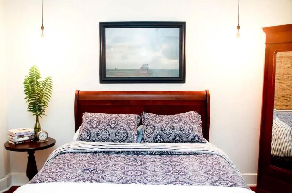 For Sale: $985,000 (3 beds, 2 baths, 1745 Square Feet)