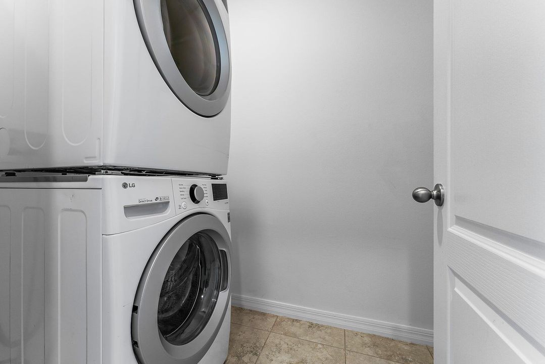 В аренду: $2,700 (3 спален, 2 ванн, 1443 Квадратных фут)