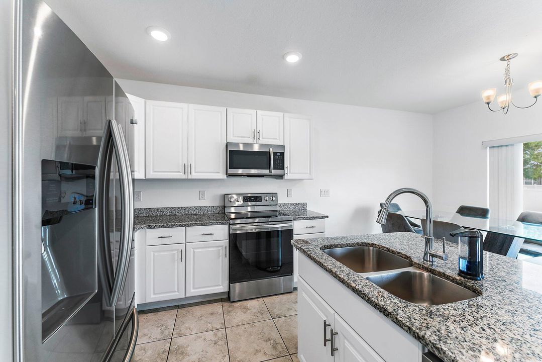 В аренду: $2,700 (3 спален, 2 ванн, 1443 Квадратных фут)