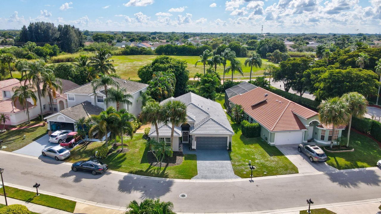 待售: $550,000 (3 贝兹, 2 浴室, 1813 平方英尺)