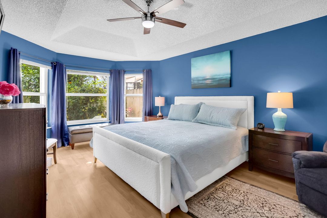 待售: $550,000 (3 贝兹, 2 浴室, 1813 平方英尺)