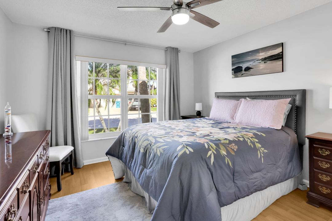 待售: $550,000 (3 贝兹, 2 浴室, 1813 平方英尺)