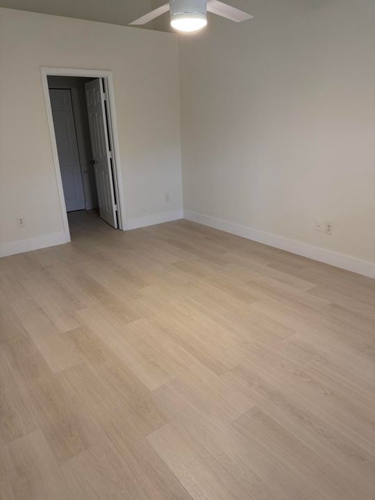 For Rent: $3,600 (3 beds, 2 baths, 1481 Square Feet)