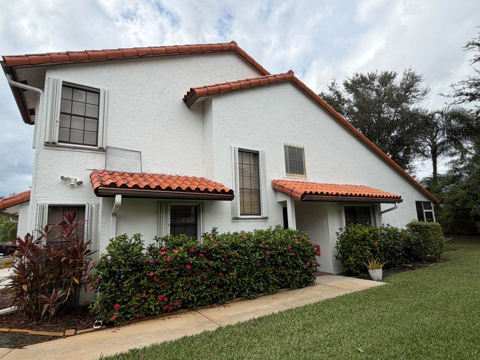 For Rent: $3,600 (3 beds, 2 baths, 1481 Square Feet)