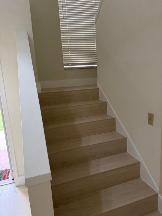 For Rent: $3,600 (3 beds, 2 baths, 1481 Square Feet)