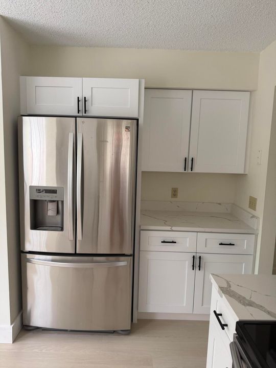 For Rent: $3,600 (3 beds, 2 baths, 1481 Square Feet)