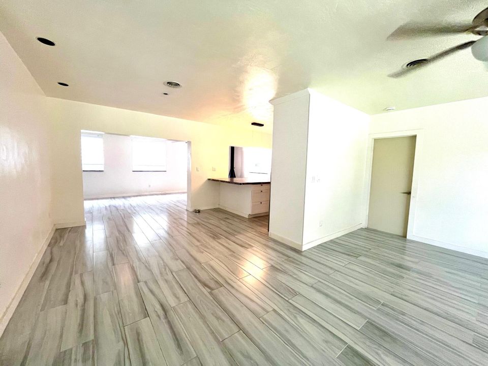 Active With Contract: $725,000 (3 beds, 2 baths, 1762 Square Feet)