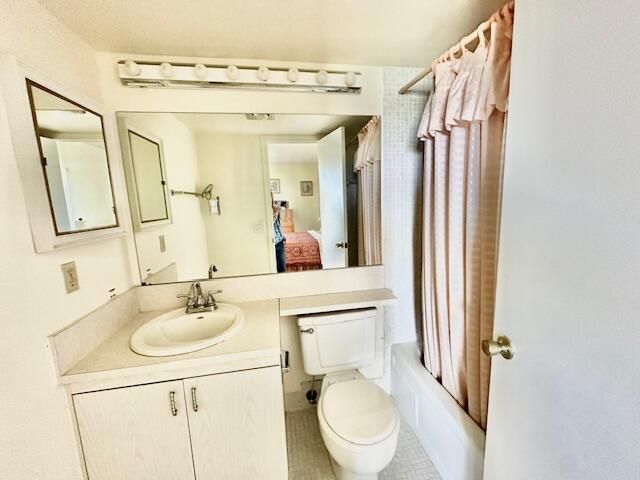 For Rent: $1,495 (1 beds, 1 baths, 738 Square Feet)