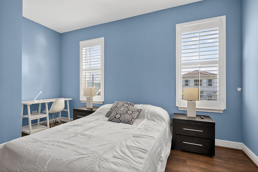 На продажу: $3,120,000 (4 спален, 3 ванн, 4123 Квадратных фут)