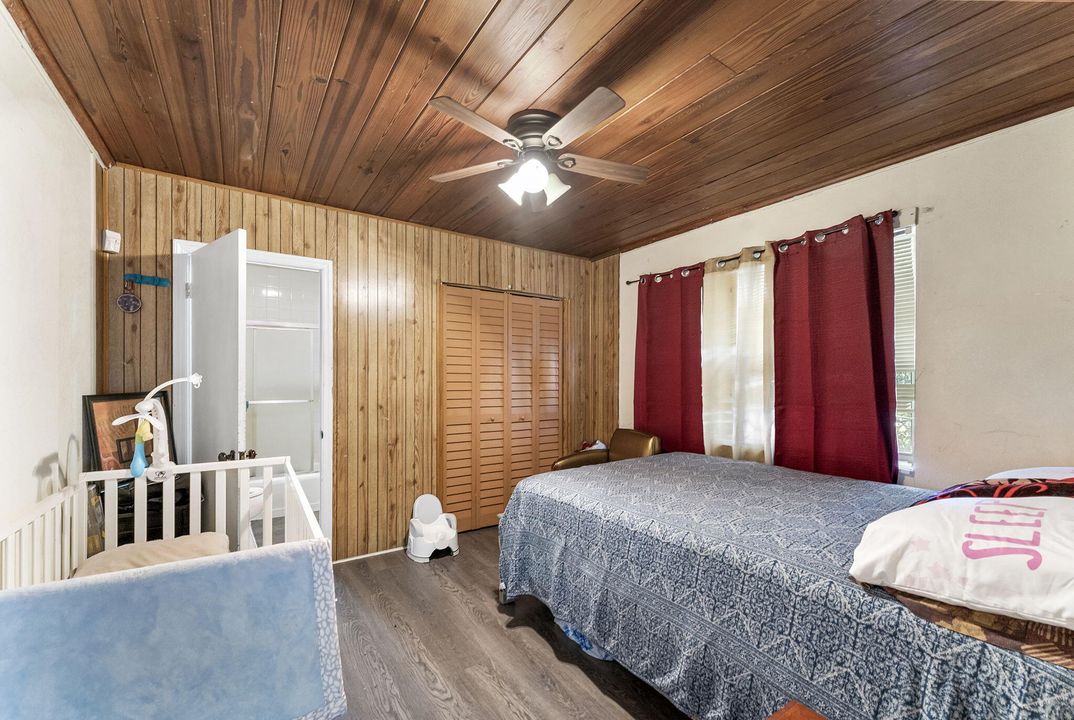 For Sale: $395,000 (4 beds, 2 baths, 1510 Square Feet)