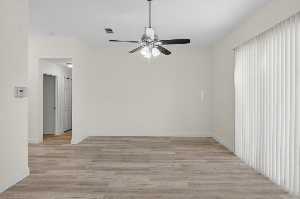 For Sale: $399,900 (3 beds, 2 baths, 1457 Square Feet)