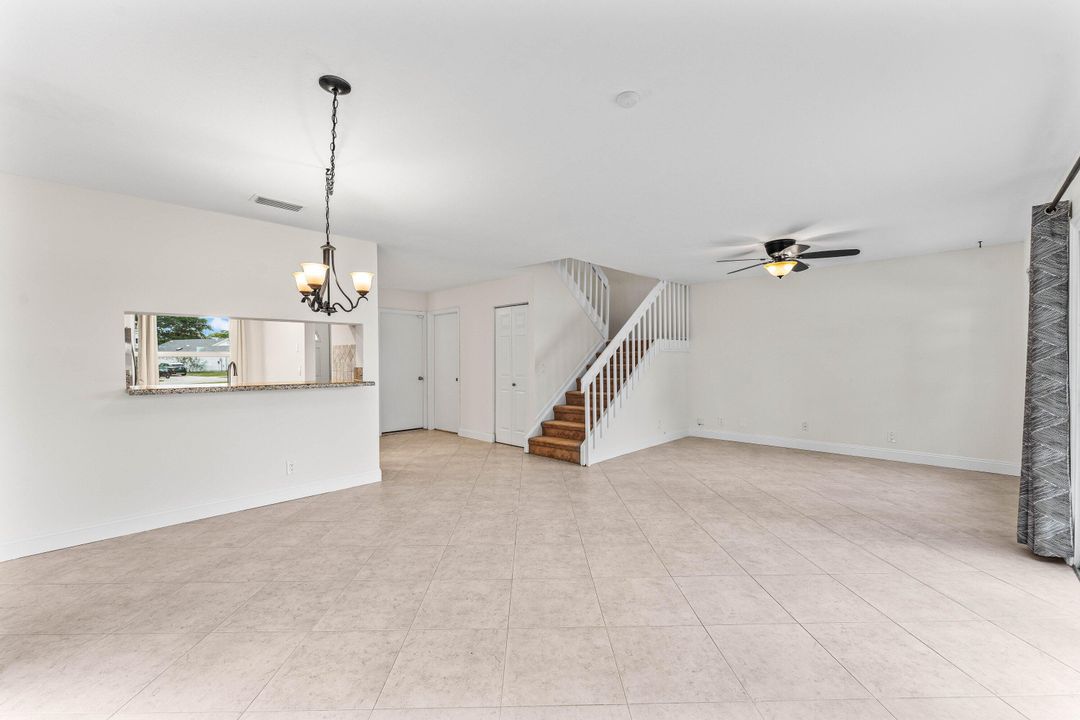 For Sale: $425,000 (3 beds, 2 baths, 1415 Square Feet)