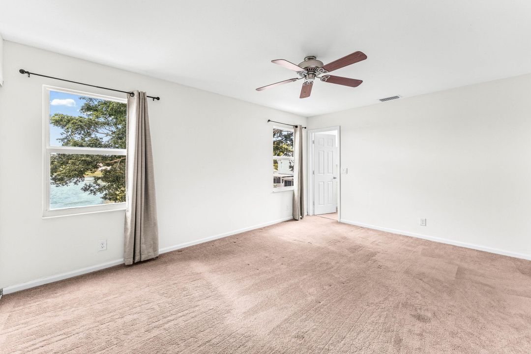 For Sale: $425,000 (3 beds, 2 baths, 1415 Square Feet)