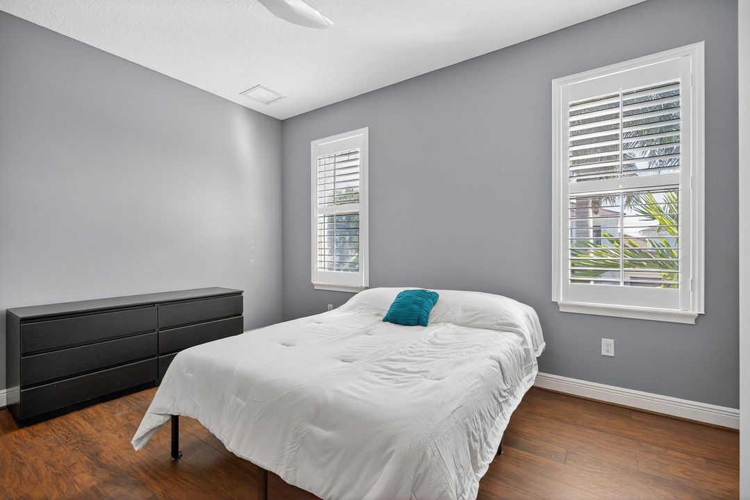 В аренду: $13,900 (4 спален, 3 ванн, 4123 Квадратных фут)