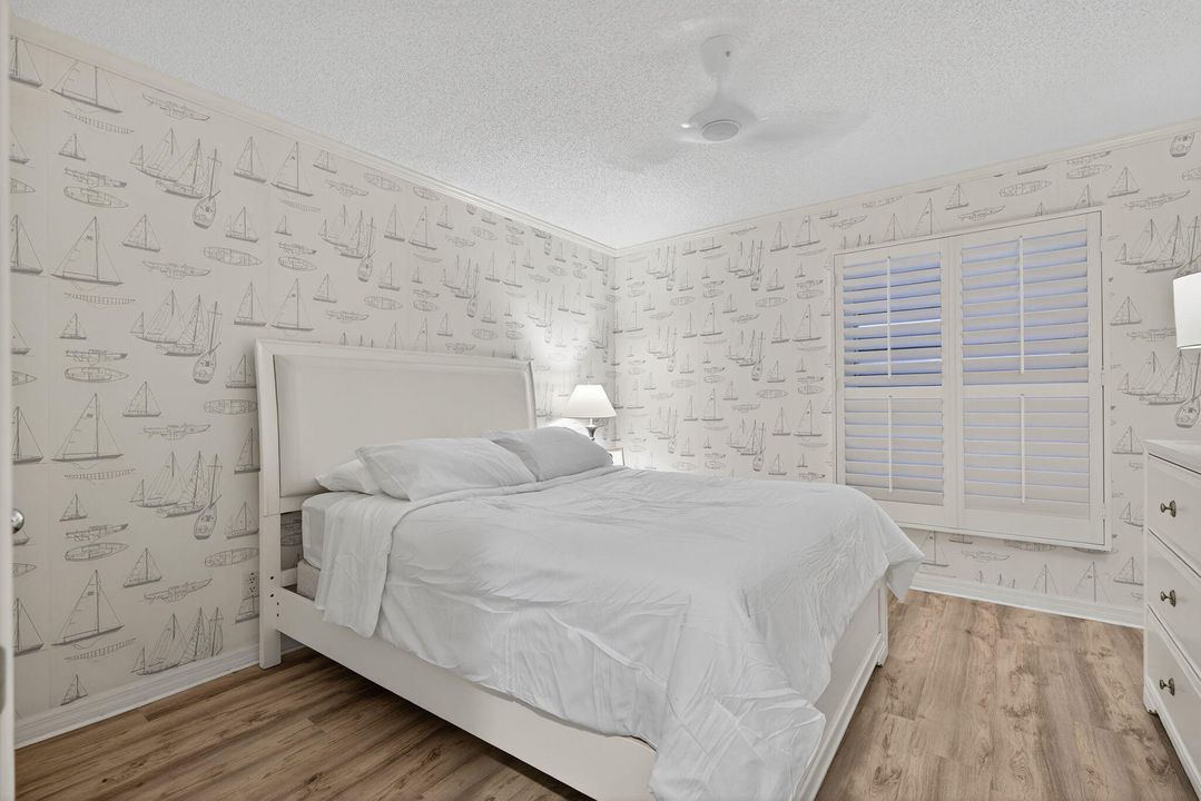 For Rent: $5,100 (2 beds, 2 baths, 970 Square Feet)