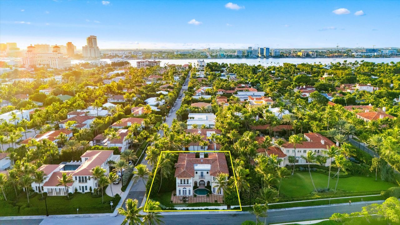 For Rent: $80,000 (6 beds, 6 baths, 5410 Square Feet)