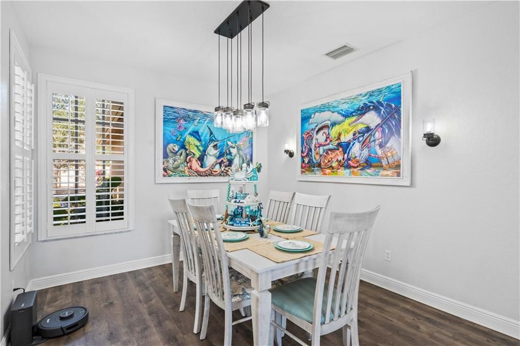 For Sale: $699,900 (5 beds, 3 baths, 3212 Square Feet)