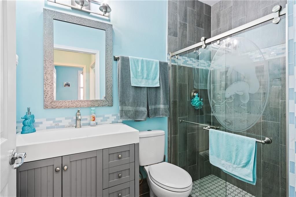 For Sale: $699,900 (5 beds, 3 baths, 3212 Square Feet)