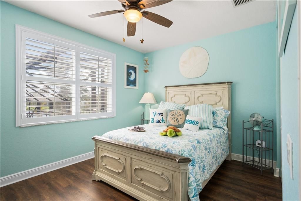 For Sale: $699,900 (5 beds, 3 baths, 3212 Square Feet)