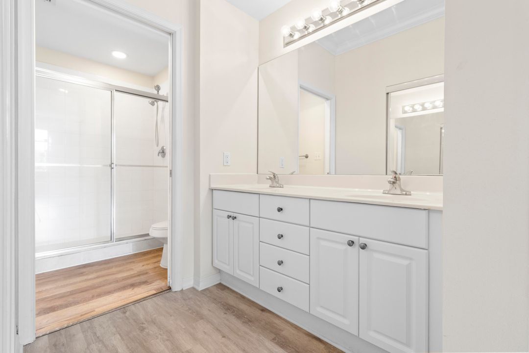 For Rent: $2,495 (2 beds, 2 baths, 1081 Square Feet)