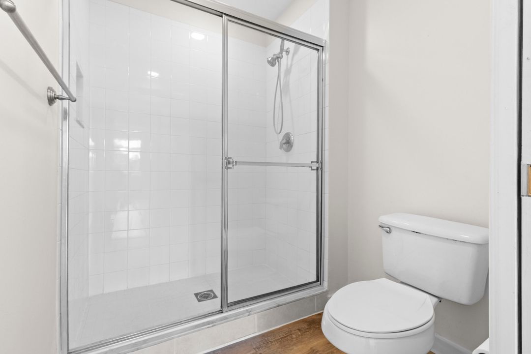 For Rent: $2,495 (2 beds, 2 baths, 1081 Square Feet)