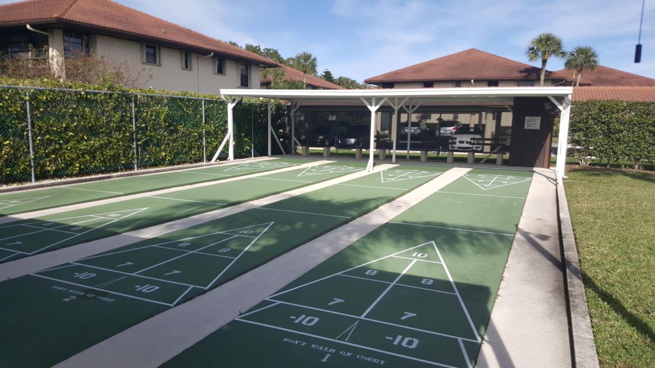 For Sale: $249,000 (2 beds, 2 baths, 1107 Square Feet)