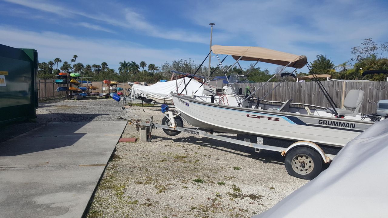 For Sale: $249,000 (2 beds, 2 baths, 1107 Square Feet)