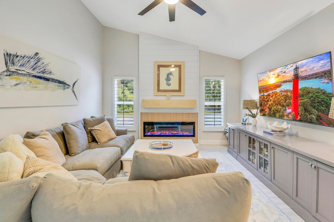 For Rent: $7,500 (3 beds, 2 baths, 2310 Square Feet)