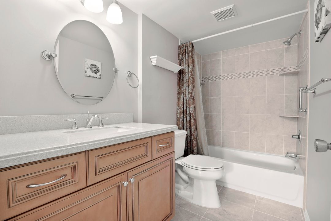 For Sale: $249,000 (2 beds, 2 baths, 1107 Square Feet)