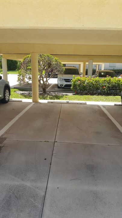 For Sale: $249,000 (2 beds, 2 baths, 1107 Square Feet)