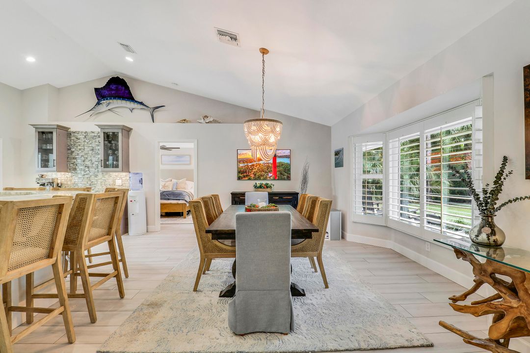 For Rent: $7,500 (3 beds, 2 baths, 2310 Square Feet)