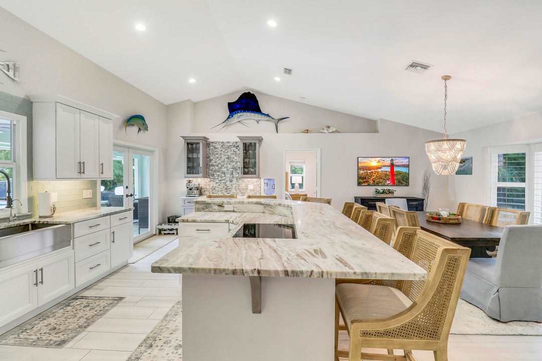 For Rent: $7,500 (3 beds, 2 baths, 2310 Square Feet)