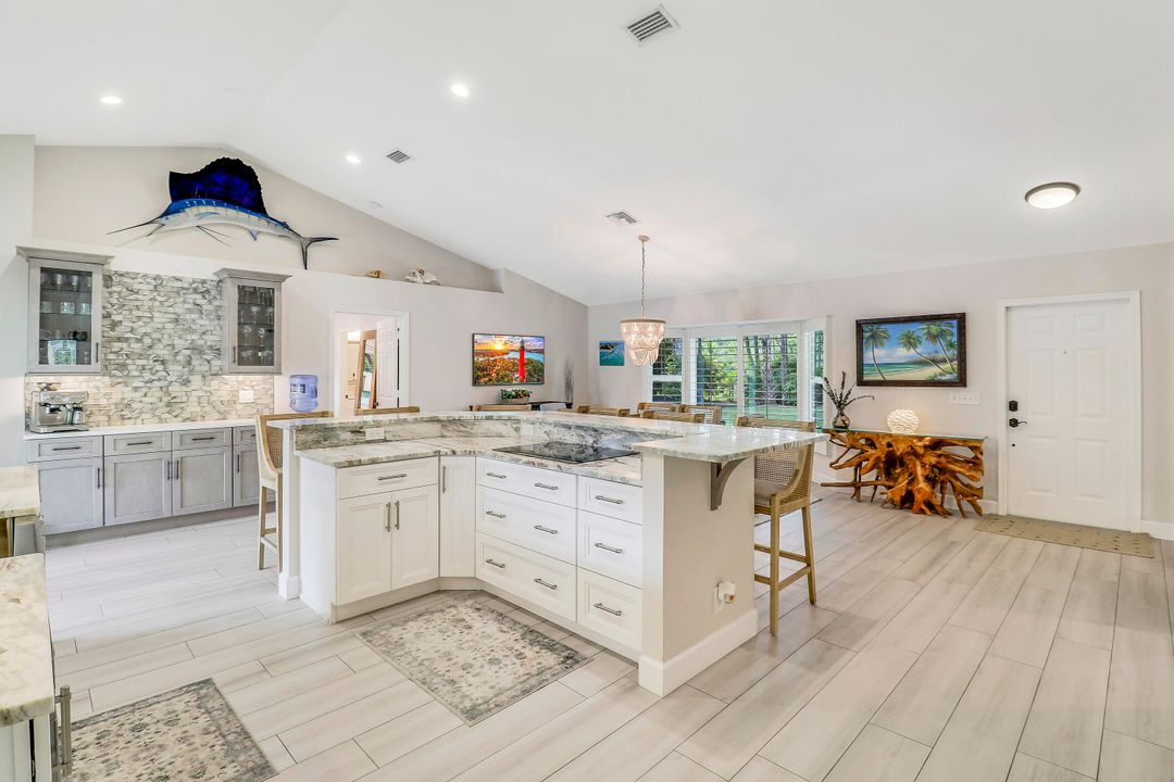 For Rent: $7,500 (3 beds, 2 baths, 2310 Square Feet)