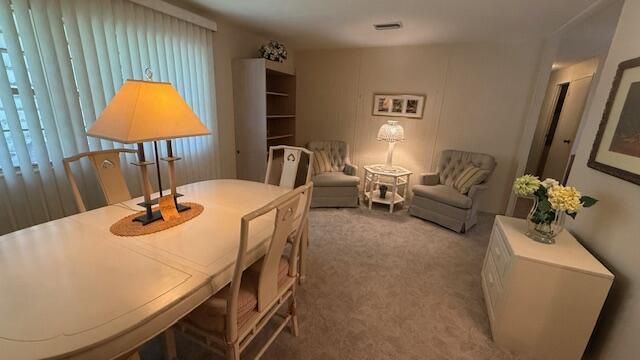 Под контрактом: $185,000 (2 спален, 2 ванн, 1416 Квадратных фут)