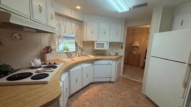 Под контрактом: $185,000 (2 спален, 2 ванн, 1416 Квадратных фут)