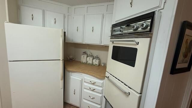 Под контрактом: $185,000 (2 спален, 2 ванн, 1416 Квадратных фут)