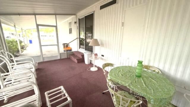 Под контрактом: $185,000 (2 спален, 2 ванн, 1416 Квадратных фут)