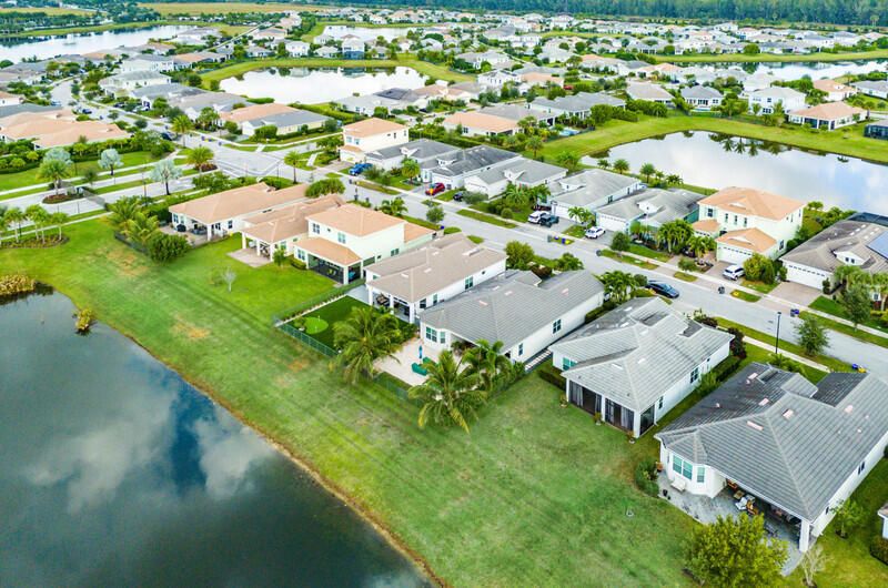 For Sale: $545,000 (3 beds, 2 baths, 1703 Square Feet)