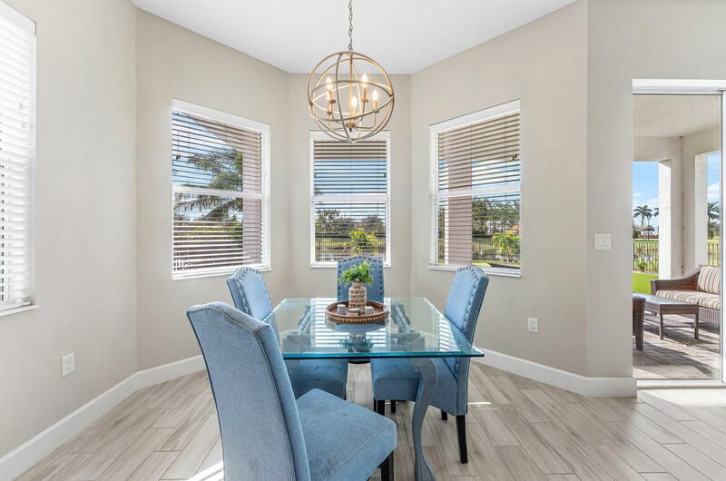 For Sale: $545,000 (3 beds, 2 baths, 1703 Square Feet)