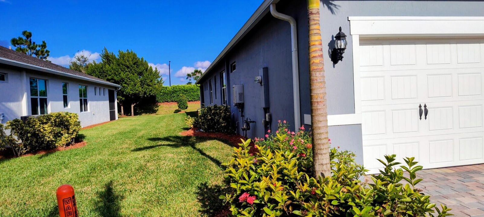 For Sale: $395,000 (2 beds, 2 baths, 1579 Square Feet)