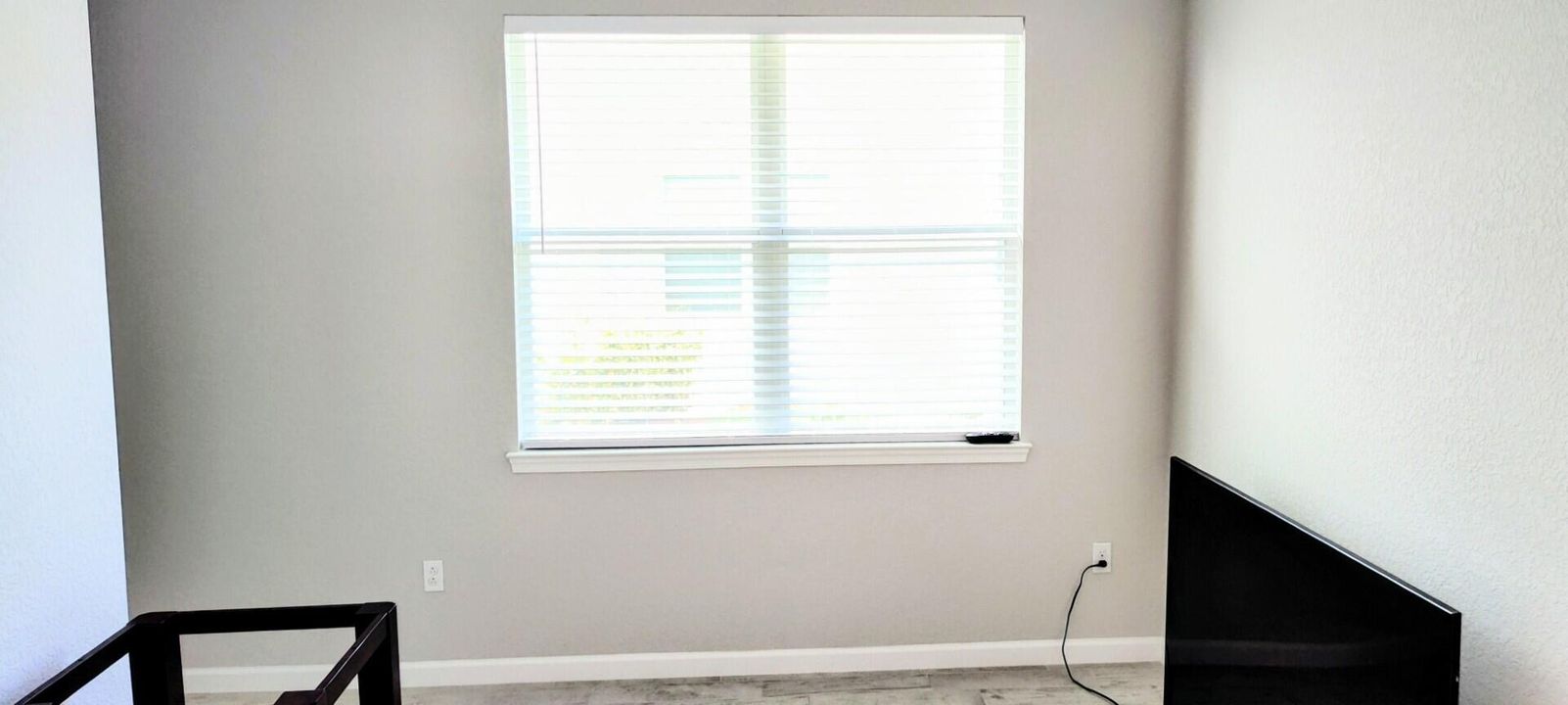 For Sale: $395,000 (2 beds, 2 baths, 1579 Square Feet)