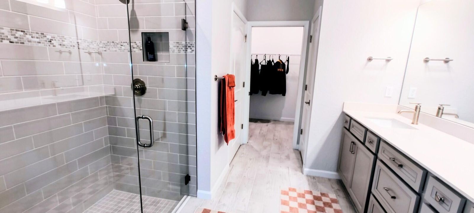 For Sale: $395,000 (2 beds, 2 baths, 1579 Square Feet)