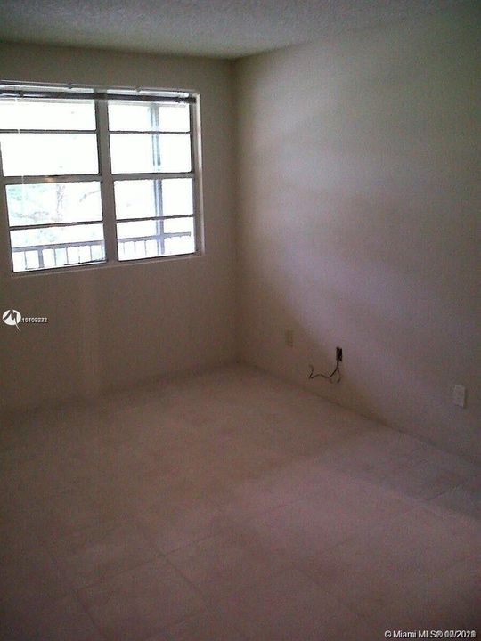 En Venta: $185,000 (1 camas, 1 baños, 785 Pies cuadrados)