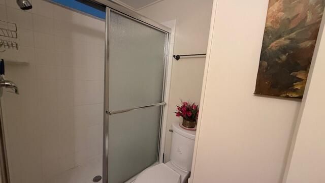 Под контрактом: $185,000 (2 спален, 2 ванн, 1416 Квадратных фут)