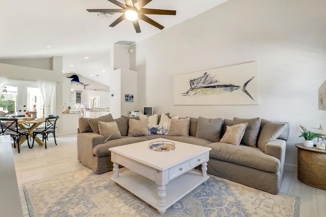 For Rent: $7,500 (3 beds, 2 baths, 2310 Square Feet)